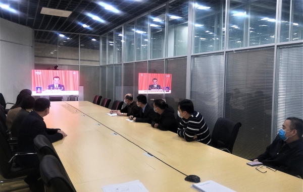 永定河投資公司組織收看第十三屆全國人大四次會議開幕式 永定河投資公司組織收看第十三屆全國人大四次會議開幕式