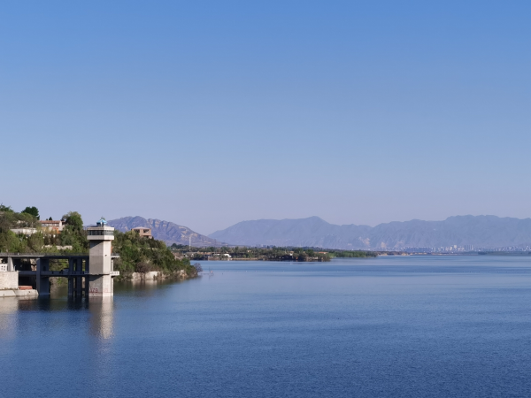 大流量生態(tài)補(bǔ)水啟動(dòng) 永定河5月再迎全線通水 大流量生態(tài)補(bǔ)水啟動(dòng) 永定河5月再迎全線通水