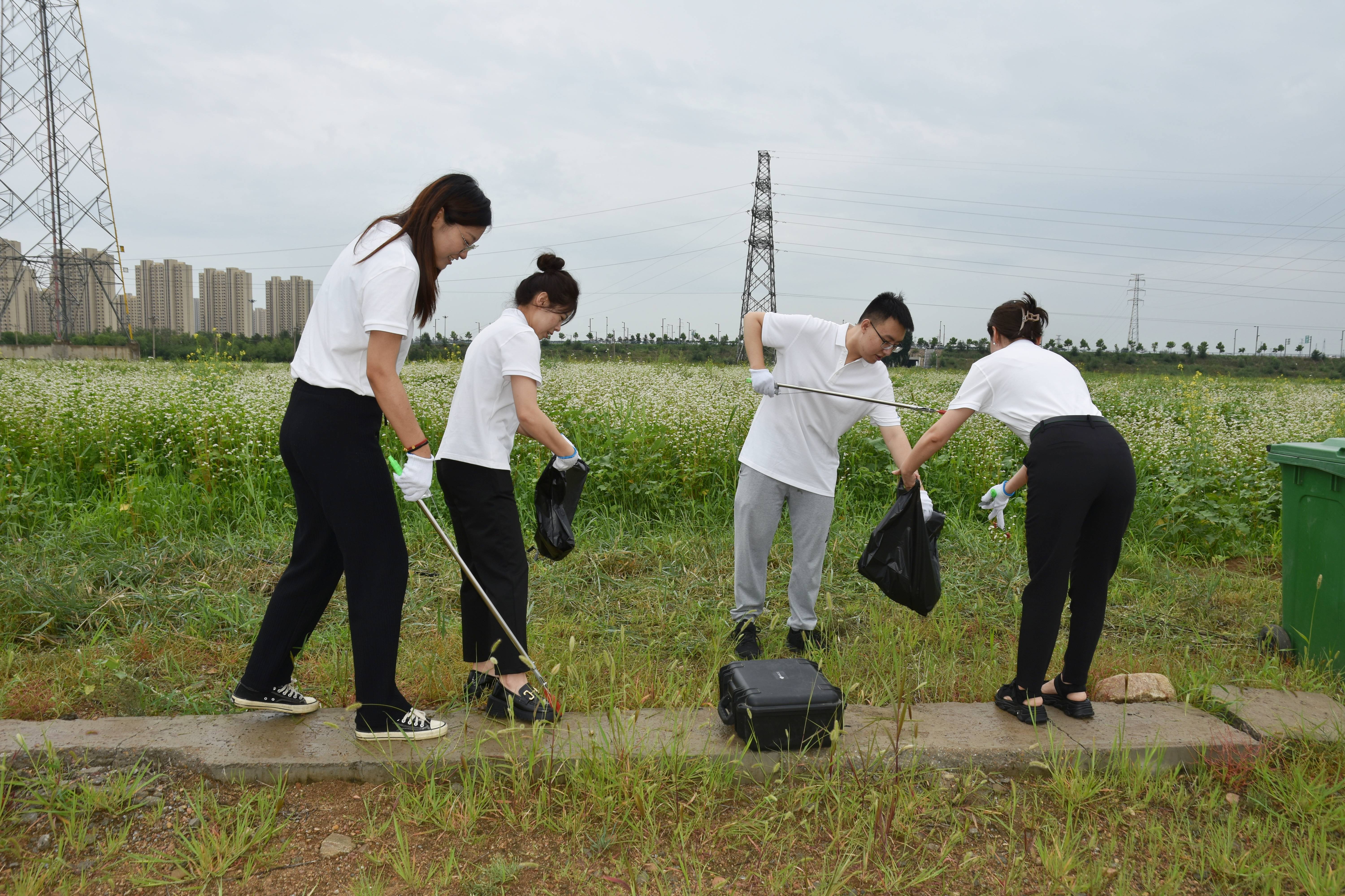 大同市第二屆“關(guān)愛河湖 保護母親河”巡河護河系列活動啟動 大同市第二屆“關(guān)愛河湖 保護母親河”巡河護河系列活動啟動
