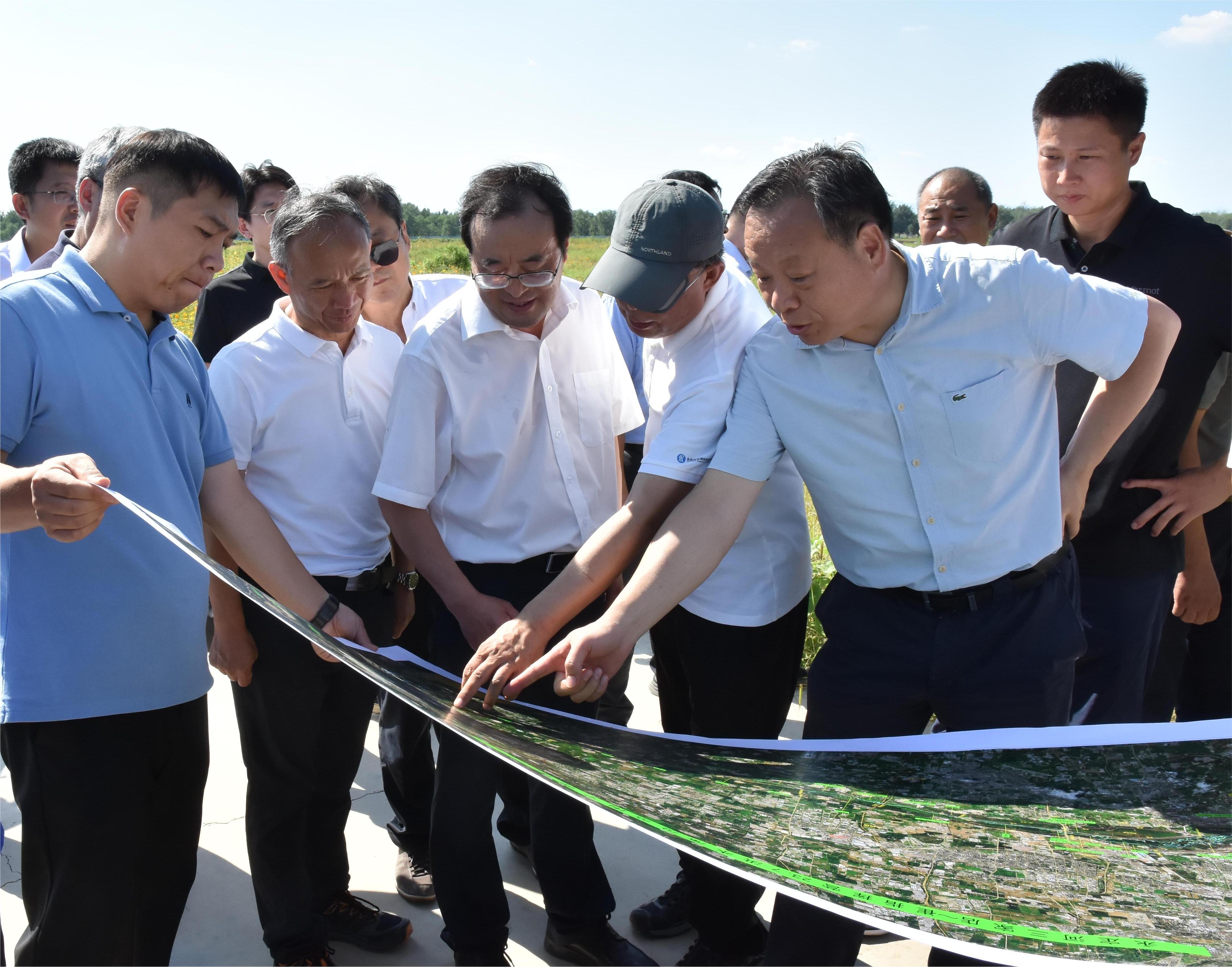 中國南水北調(diào)集團總經(jīng)理汪安南一行赴永定河調(diào)研 中國南水北調(diào)集團總經(jīng)理汪安南一行赴永定河調(diào)研