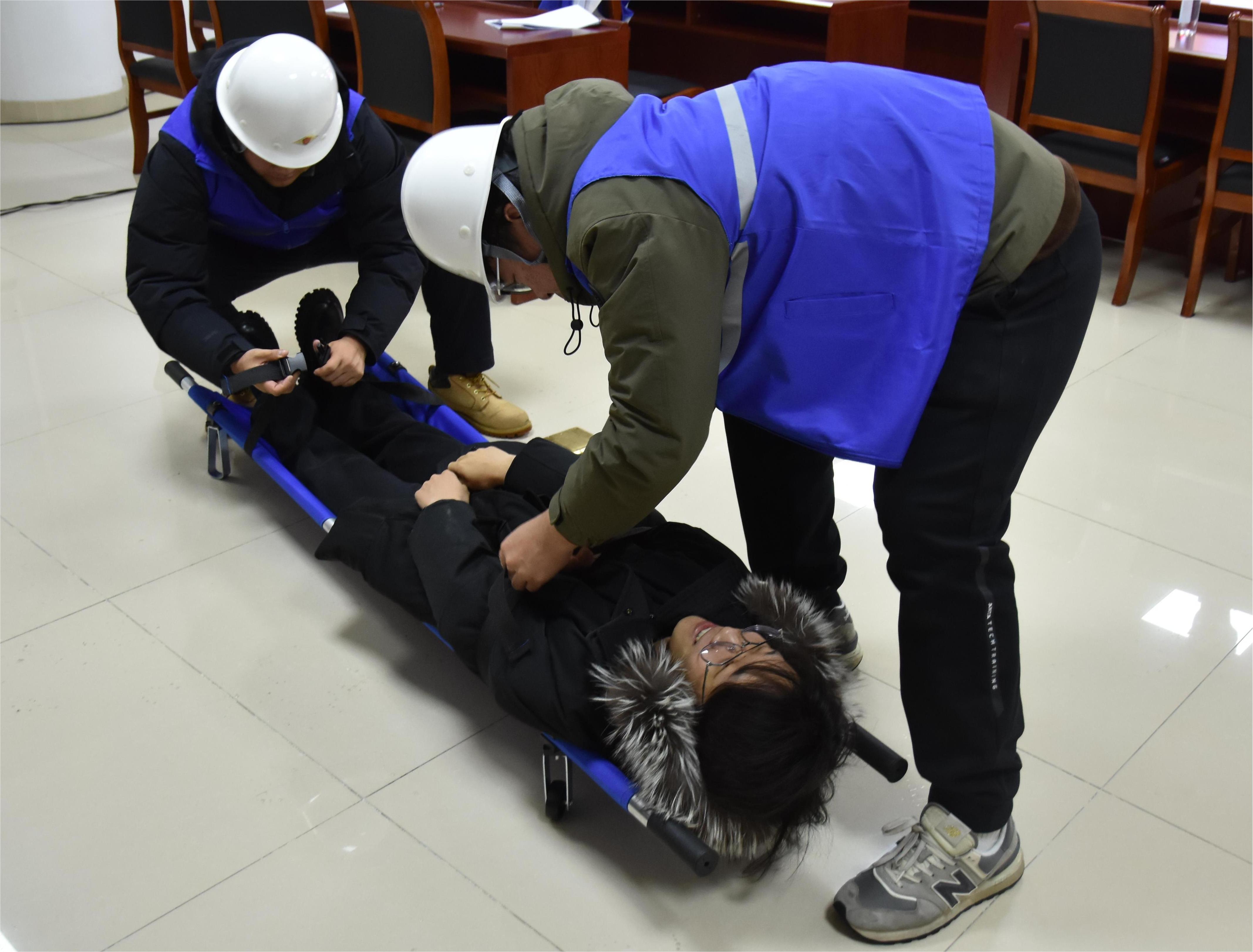 公司組織開展地震災害應對培訓及地震逃生演練 公司組織開展地震災害應對培訓及地震逃生演練