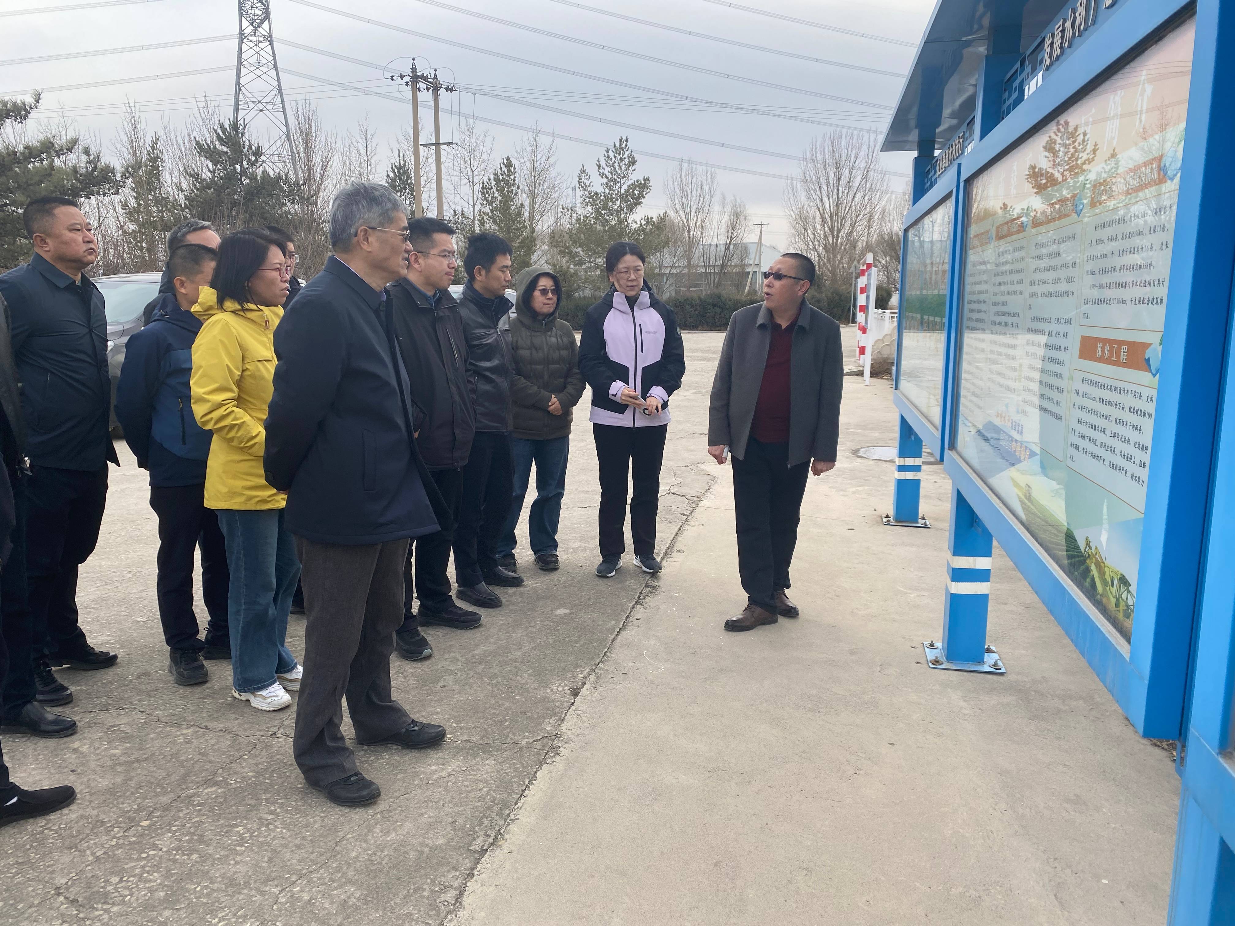 中國工程院院士康紹忠一行赴永定河上游開展農(nóng)業(yè)節(jié)水評價調(diào)研 中國工程院院士康紹忠一行赴永定河上游開展農(nóng)業(yè)節(jié)水評價調(diào)研