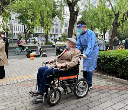 抗疫進行時 我們在行動①|有召必應 守護社區(qū)疫情防控第一線 抗疫進行時 我們在行動①|有召必應 守護社區(qū)疫情防控第一線