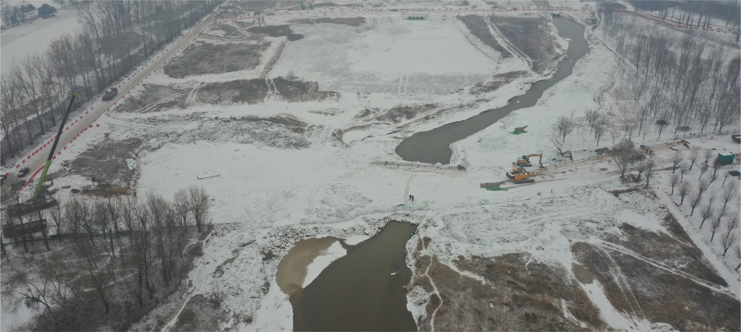 一座跨河橋 一片為民心 一座跨河橋 一片為民心